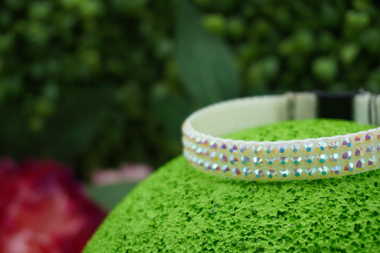 White Diamond Dazzle: Handmade White Rhinestone Cat Collar – Fancy Rhinestone Kitten Collar with Breakaway Clasp